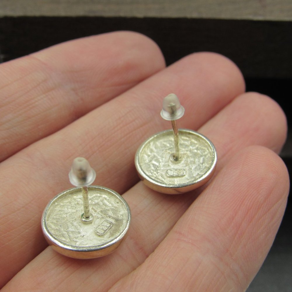 Sterling Silver Round Shield Style Shell Inlay Ea… - image 3